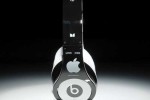 Apple buys Beats Music